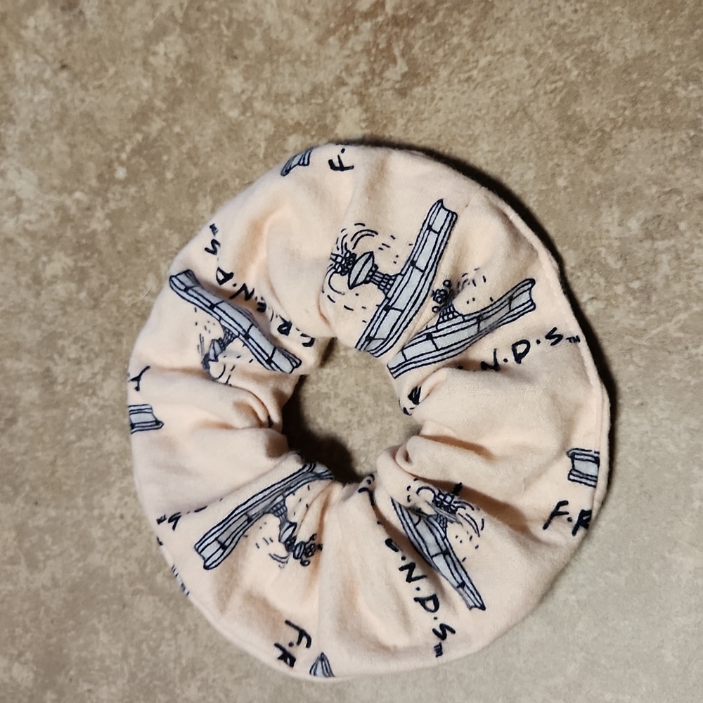 🐻 New Hair Scrunchie